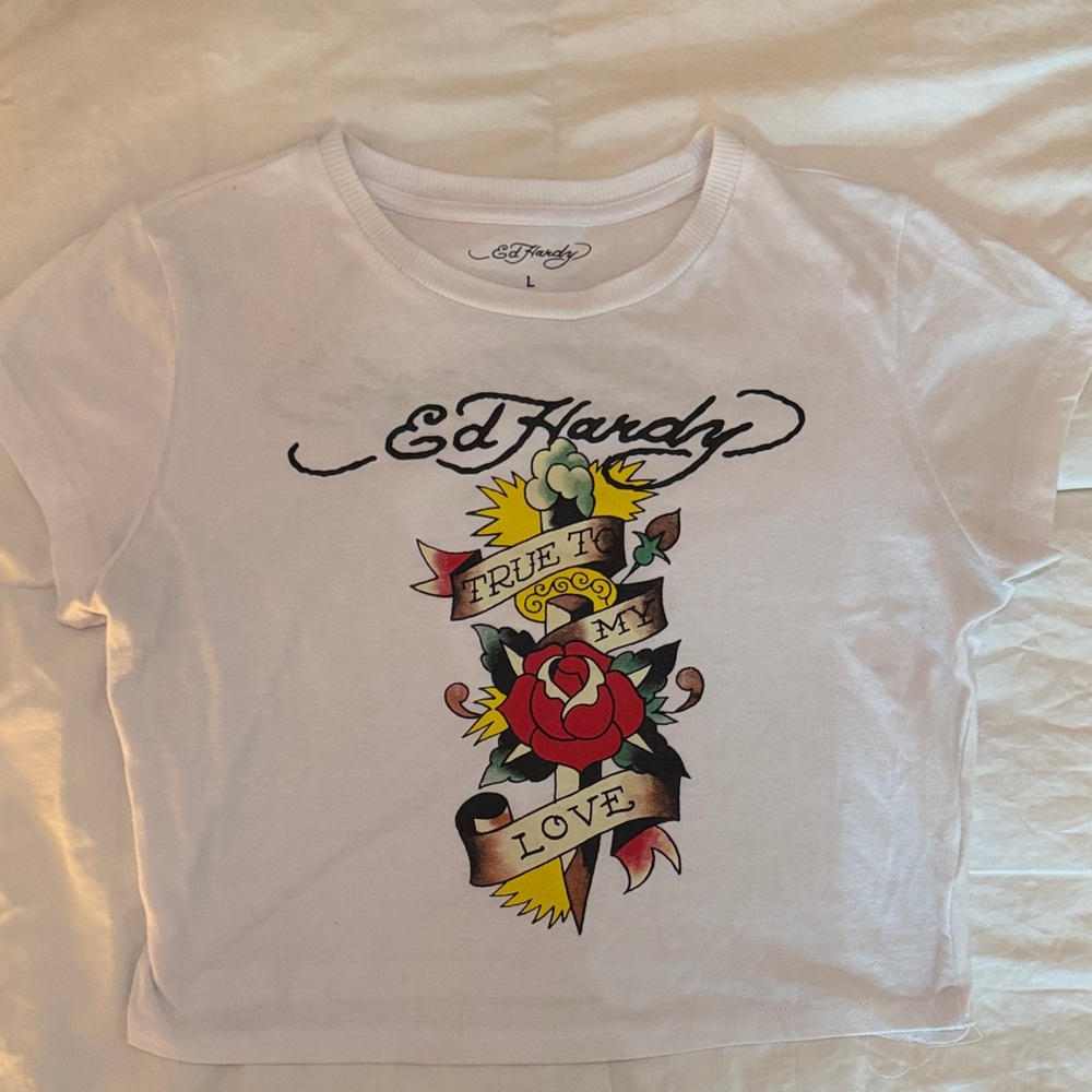 Women’s Ed Hardy cropped tee